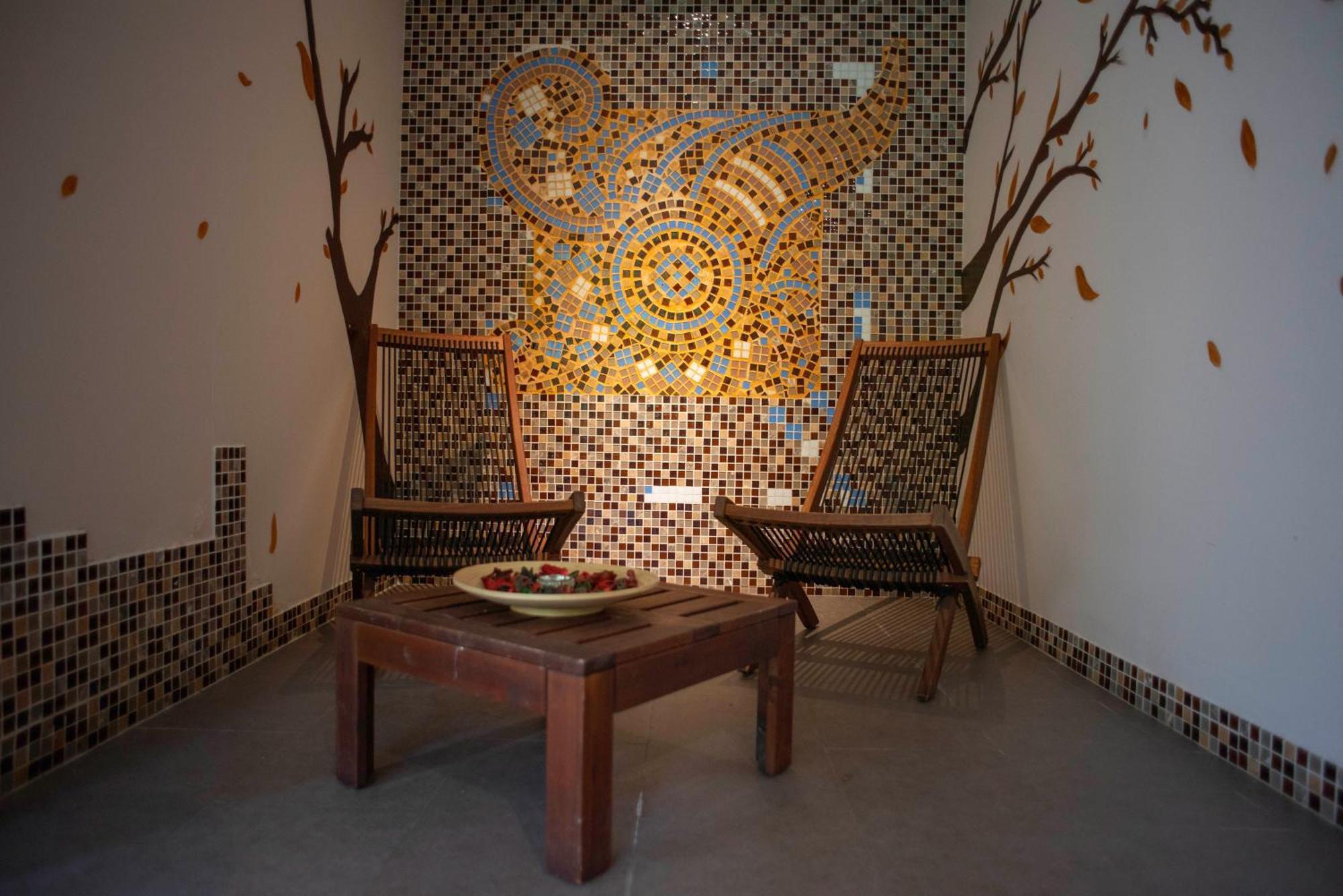 Paj Hotelul Retreat & Spa سِنايا المظهر الخارجي الصورة