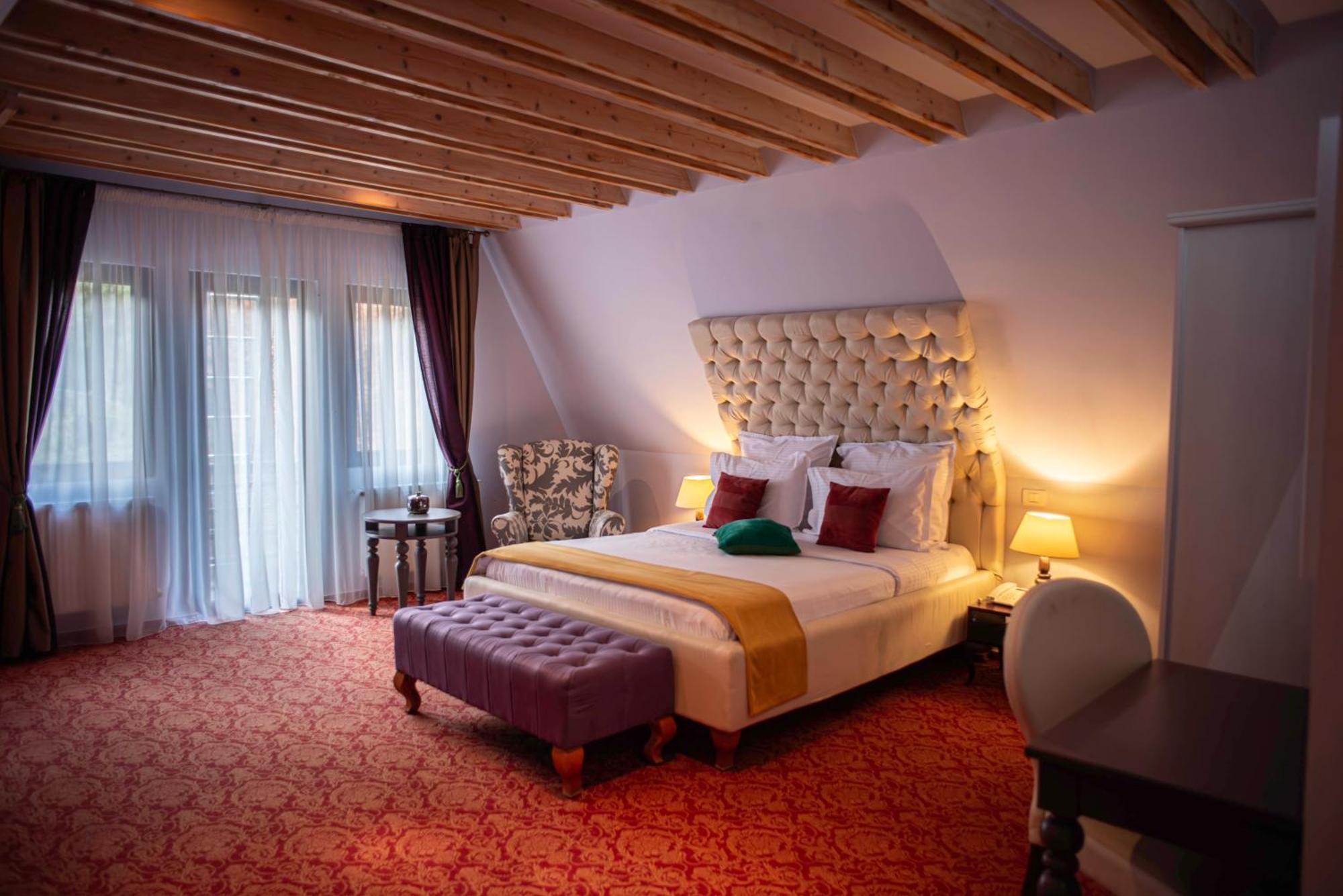 Paj Hotelul Retreat & Spa سِنايا المظهر الخارجي الصورة